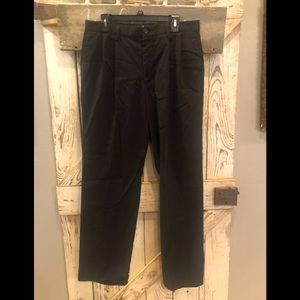 Docker’s Classic Fit Slacks Black